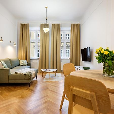 Tyzenhauz Suites Topolowa Krakau Exterior foto