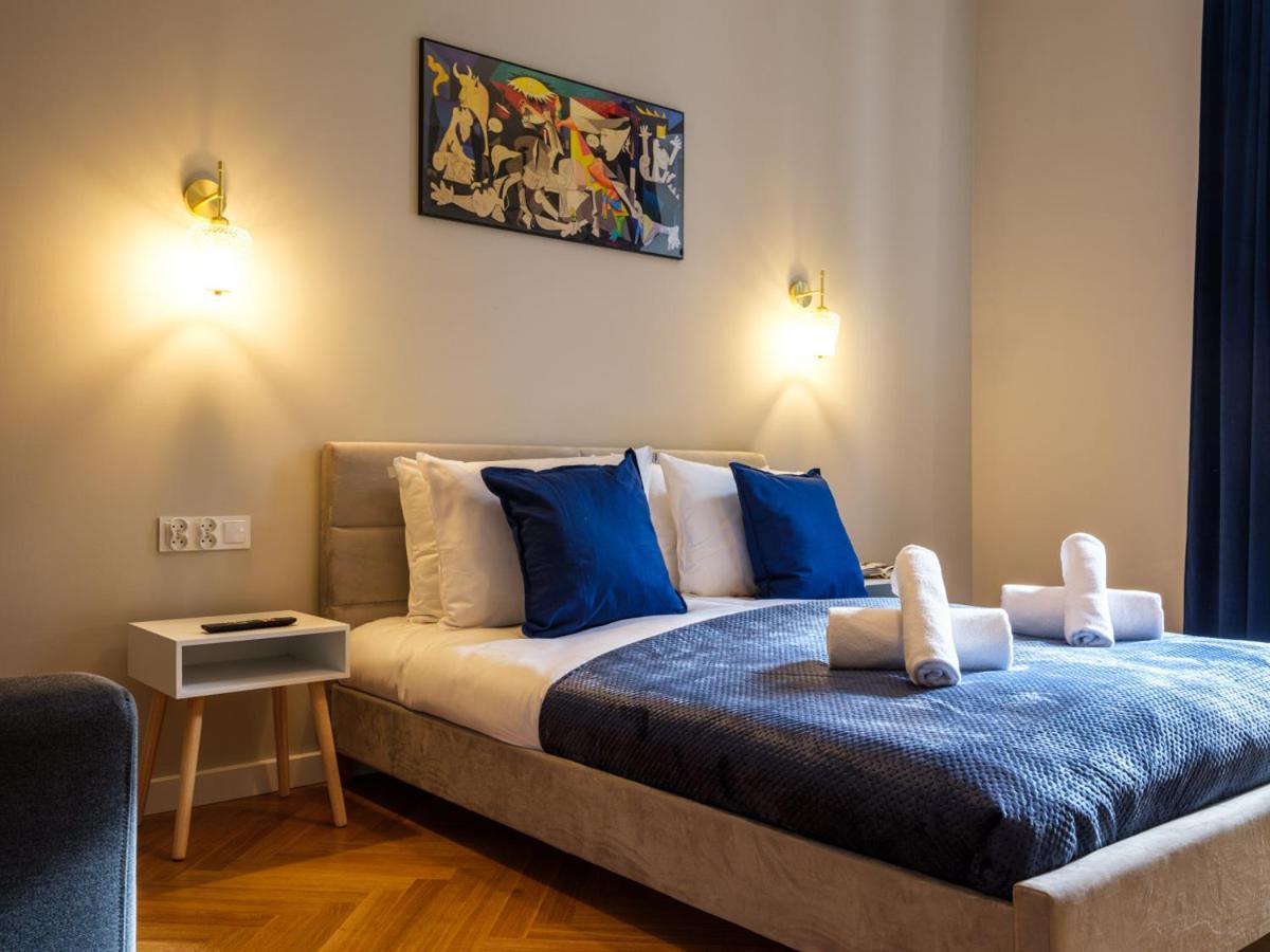 Tyzenhauz Suites Topolowa Krakau Exterior foto